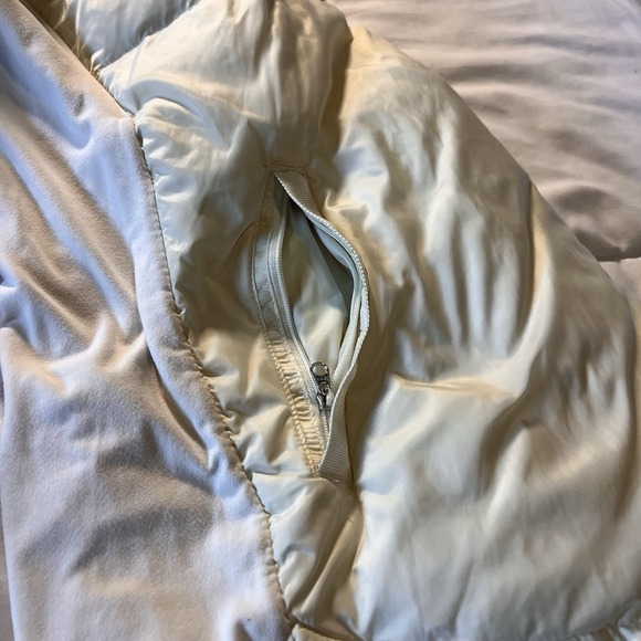 Lululemon Quilted Light Insulation Running Jacket White Cream Size 4 - Picture 15 of 15